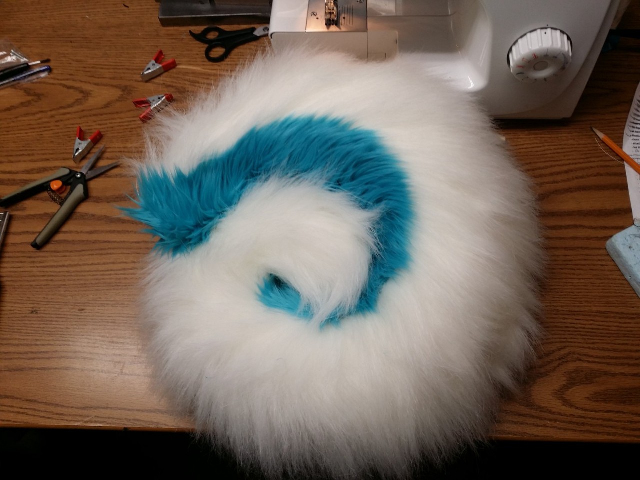 New super-curl Husky tail :P