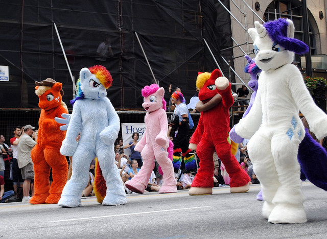 Click to change the View MLP:FiM at Dragon*Con 2011