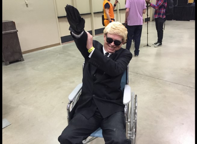 Click to change the View Yellow City Comic Con #4 (Dr. Strangelove)