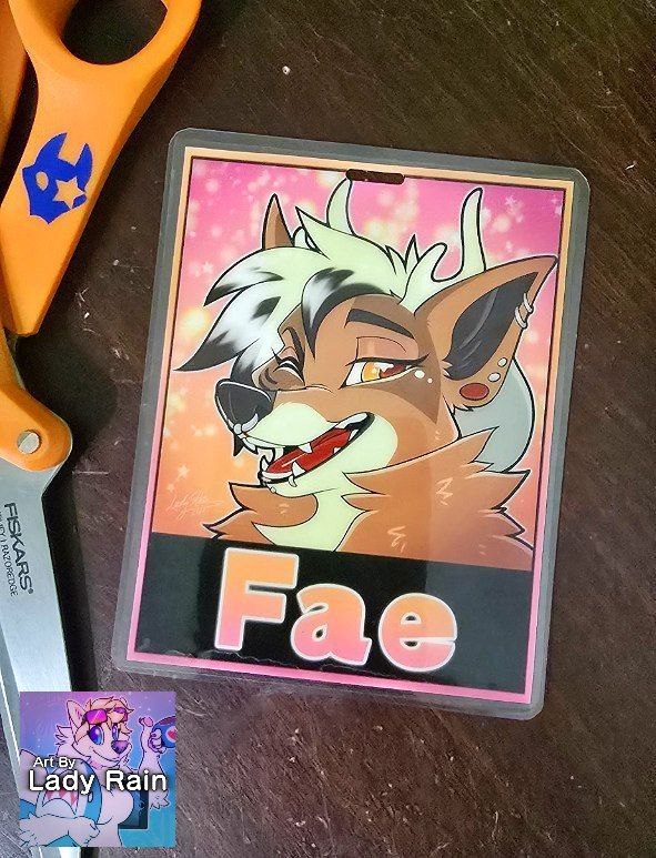 Click to change the View Fae badge