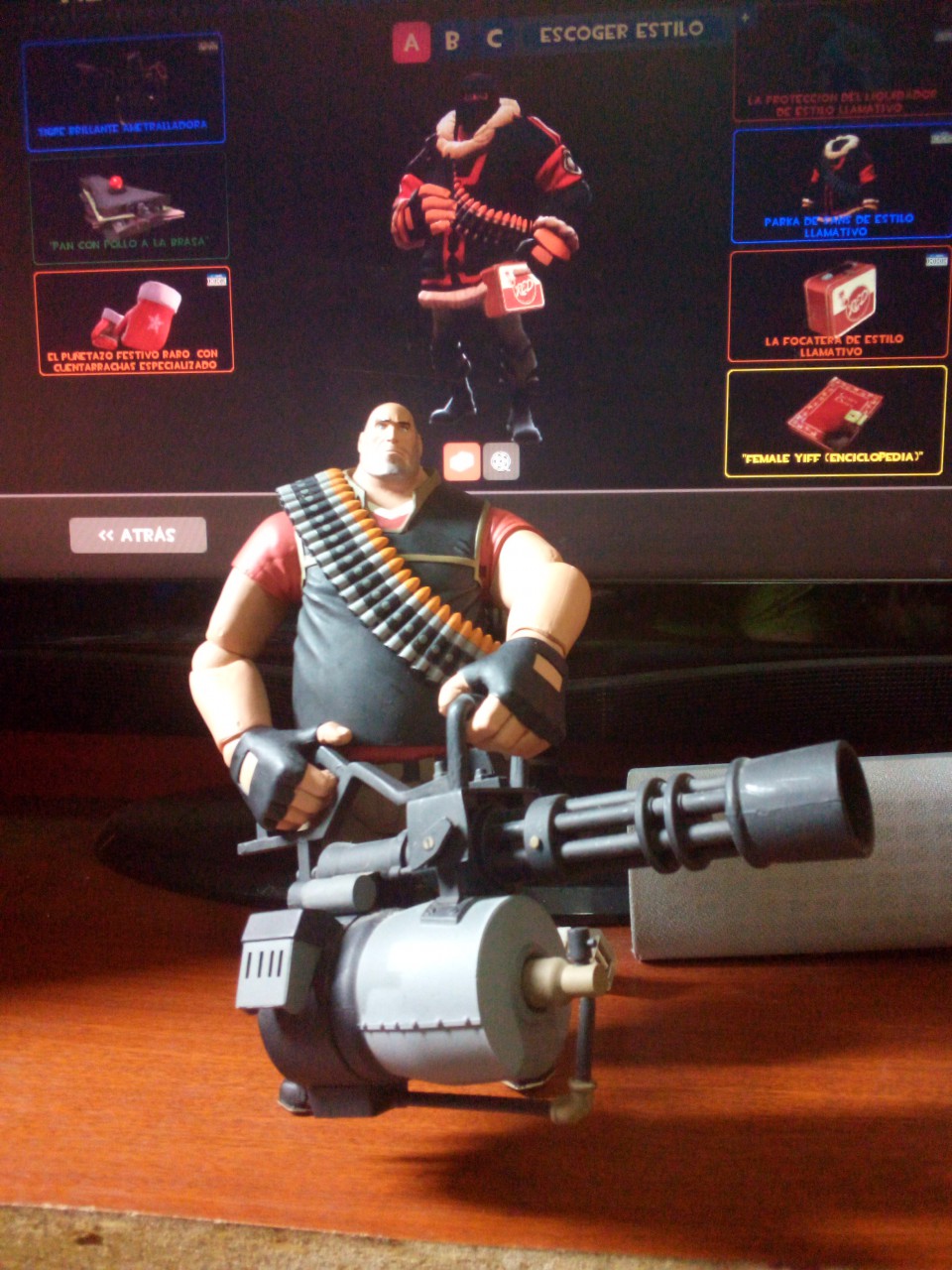 NECA Team Fortress 2 Heavy < Meet the Heavy by alukilink -- Fur