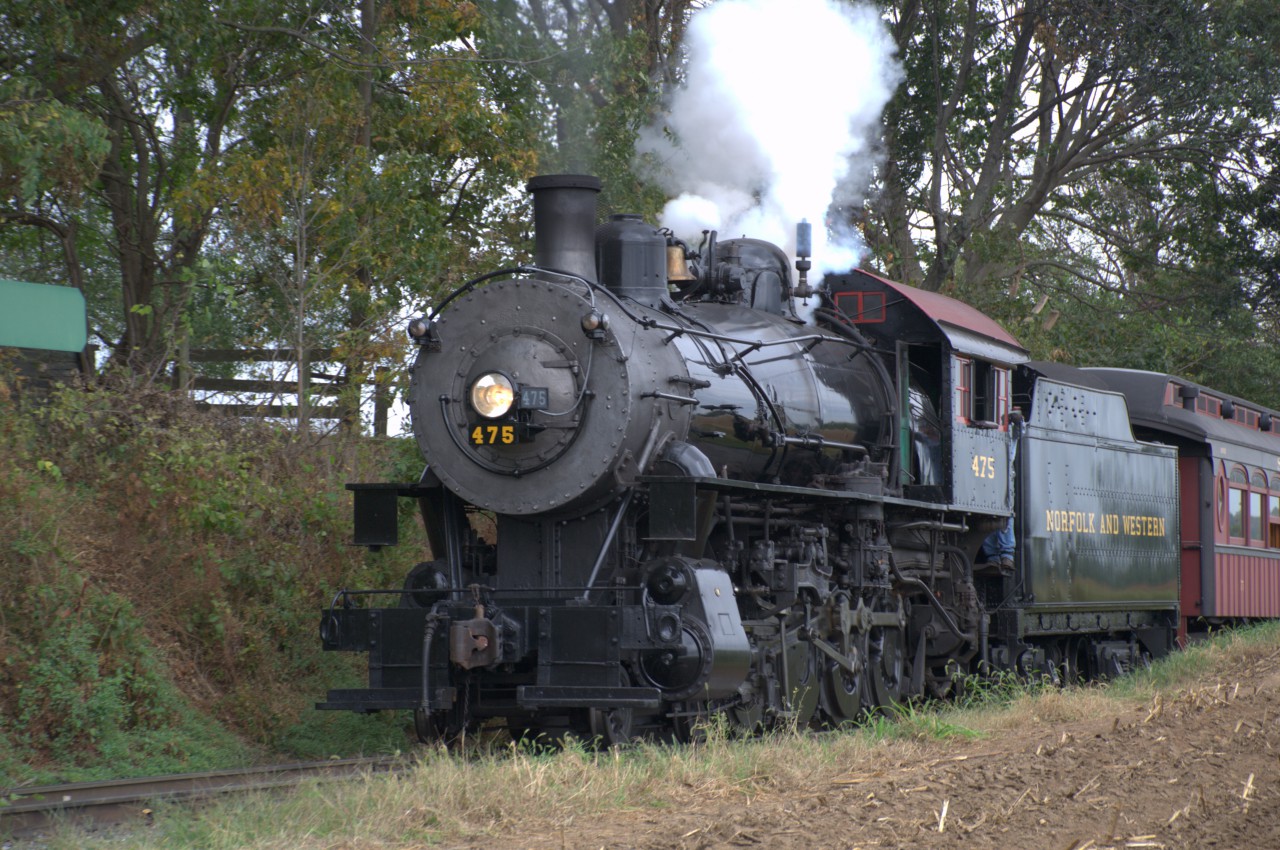 Norfolk & Western 475 Steam Train 