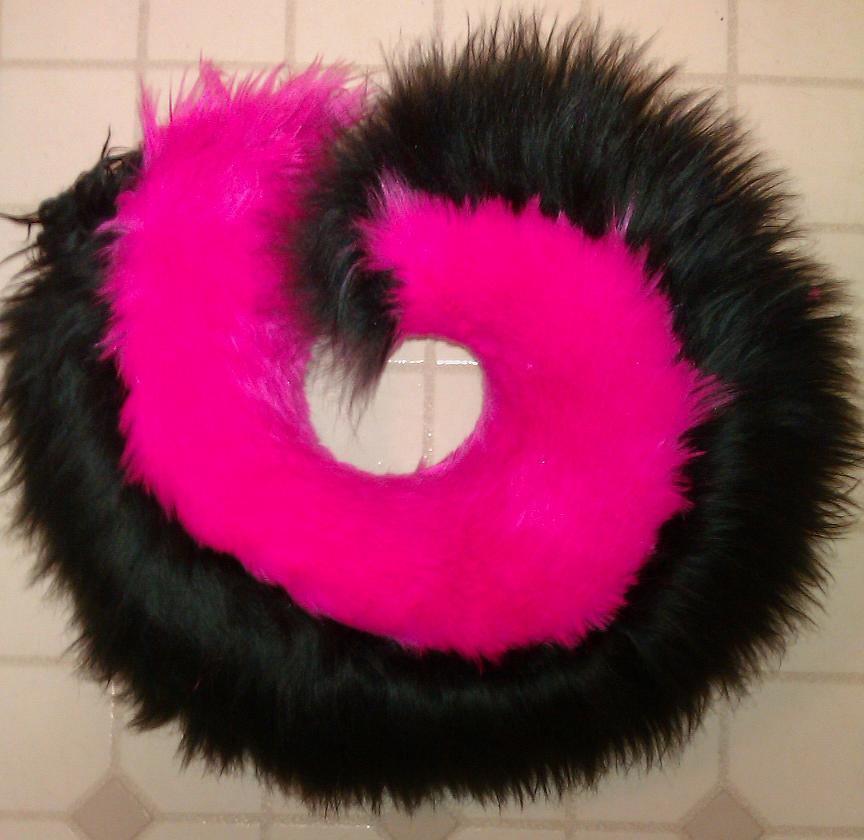 Husky Tail, Full top Curl - Neon