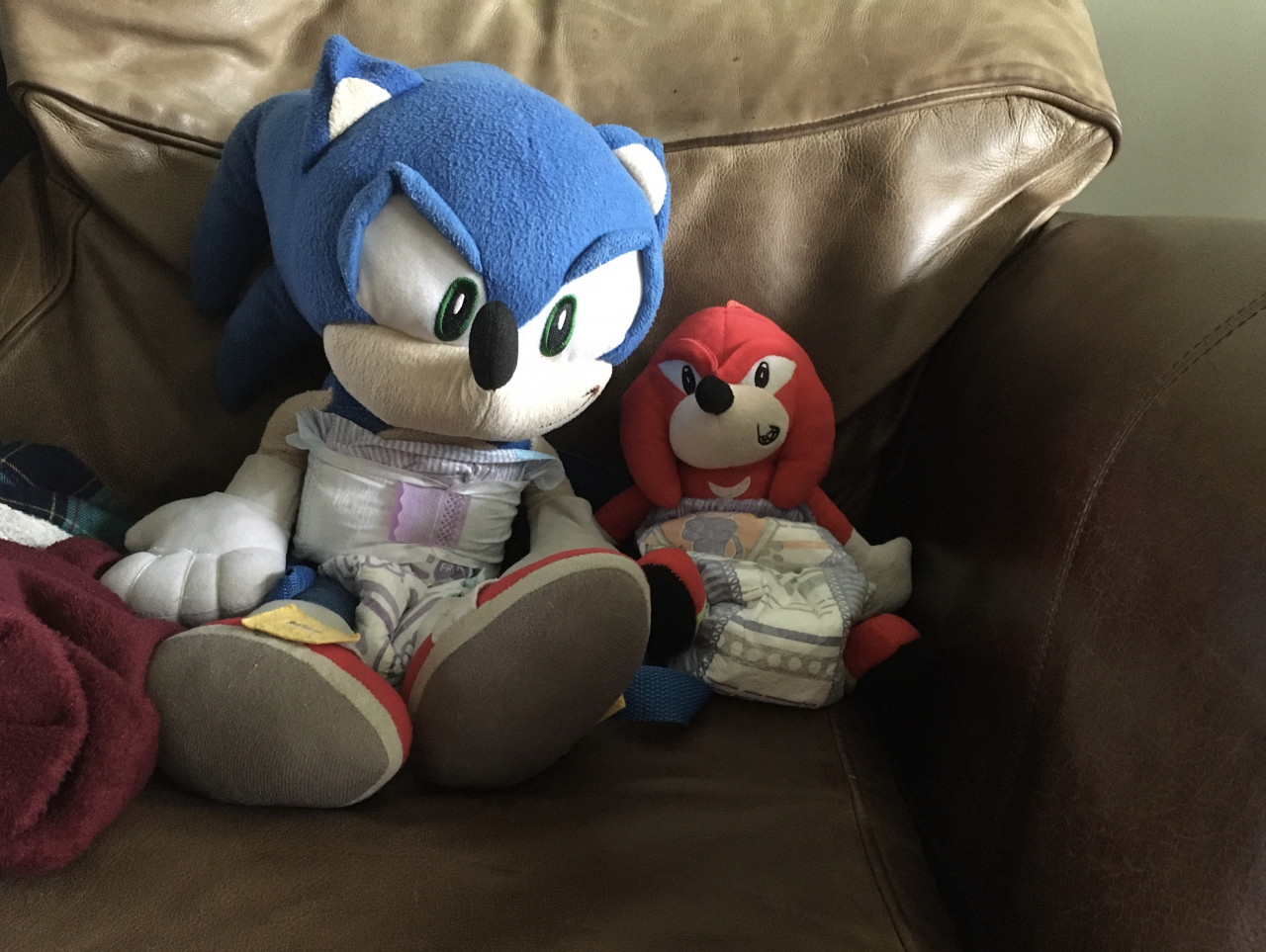 Sonic couch best sale