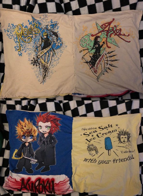 Kingdom hearts best sale pillow case