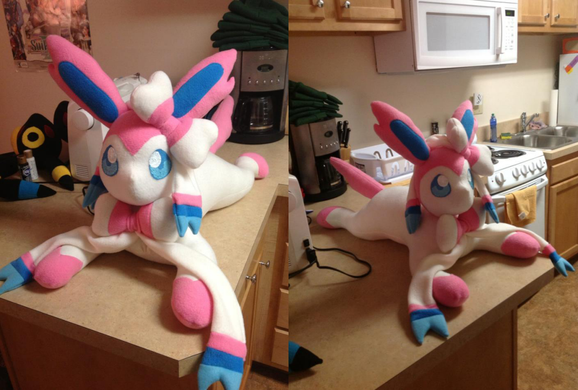 Big sylveon shop plush