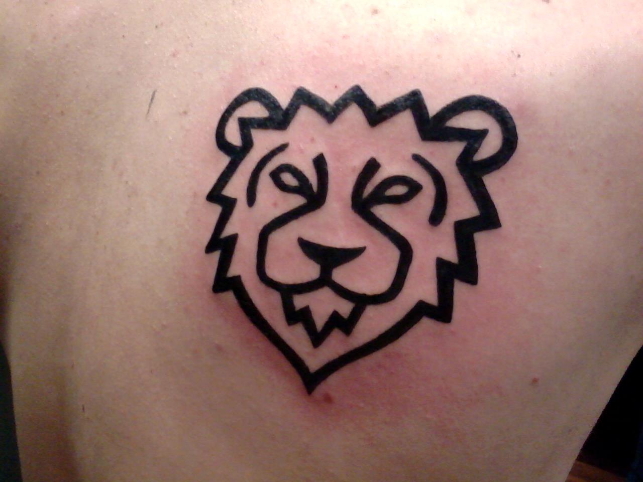 How to make temporary lion face tattoo step by step on skin pad - YouTube