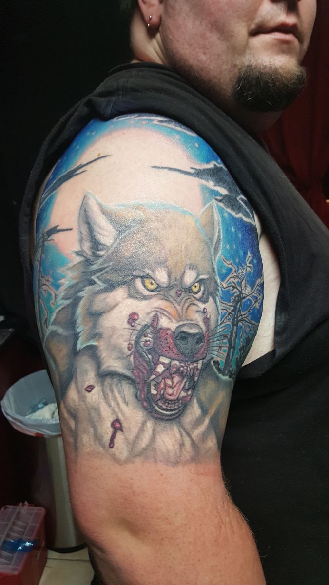 Aroooooooo! Werewolf tattoo done today, thanks Ben!