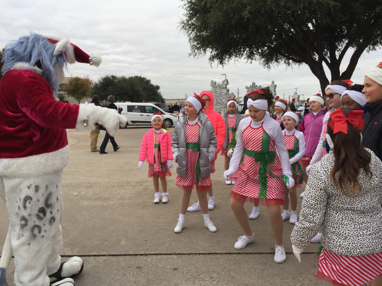 Plano Christmas parade by RarySnowlion Fur Affinity [dot] net