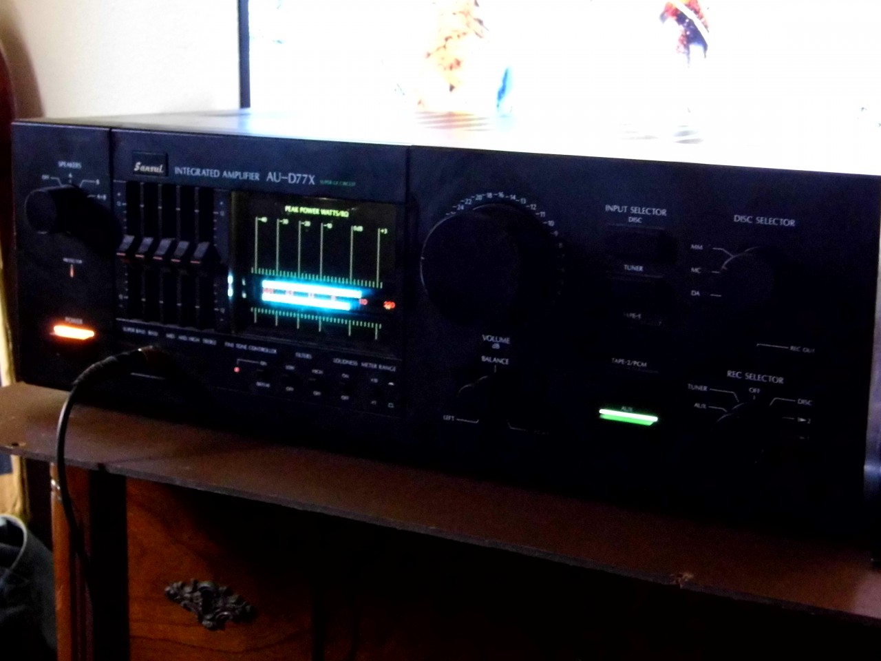 "It's a live" Sansui AU-D77X