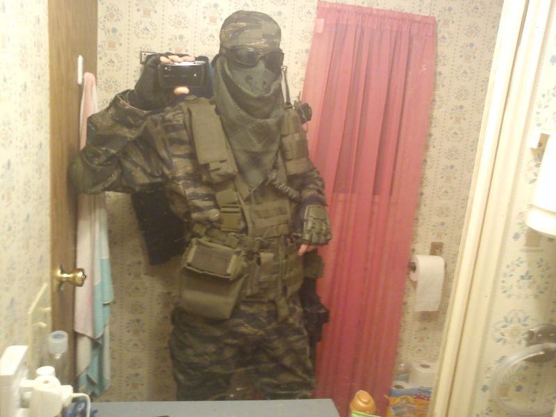 New Tactical Gear - Maverick Loadout (2) by Skie_Strife -- Fur
