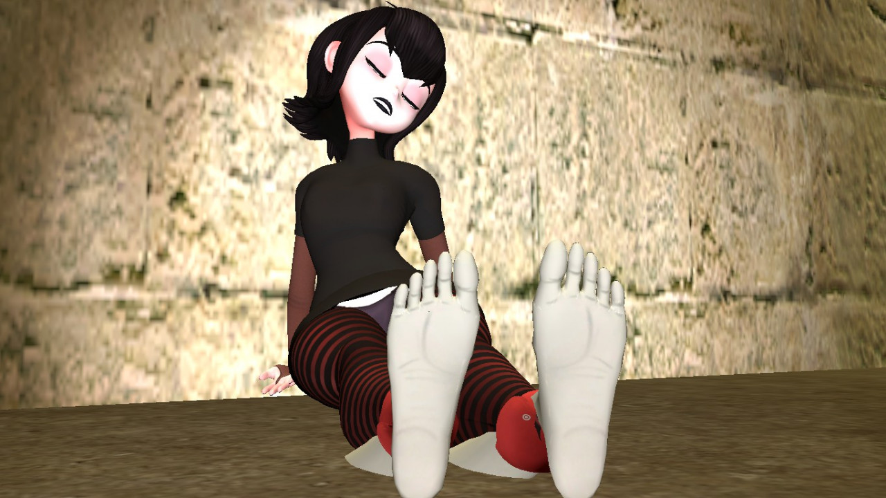 Hotel transylvania mavis feet