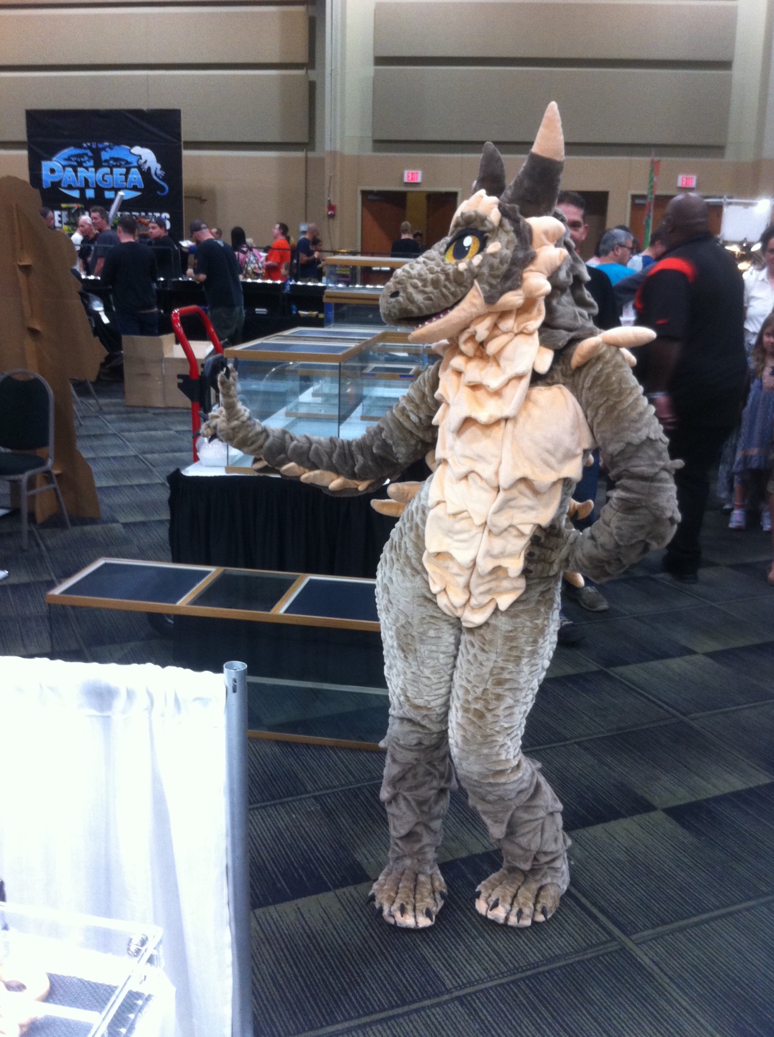 NARBC Tinley Park 2017! 14 hours in suit by Sssage -- Fur Affinity [dot] net