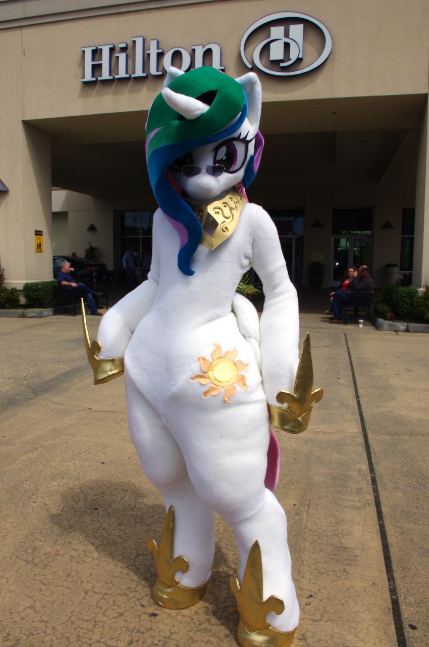 Princess Celestia Cosplay