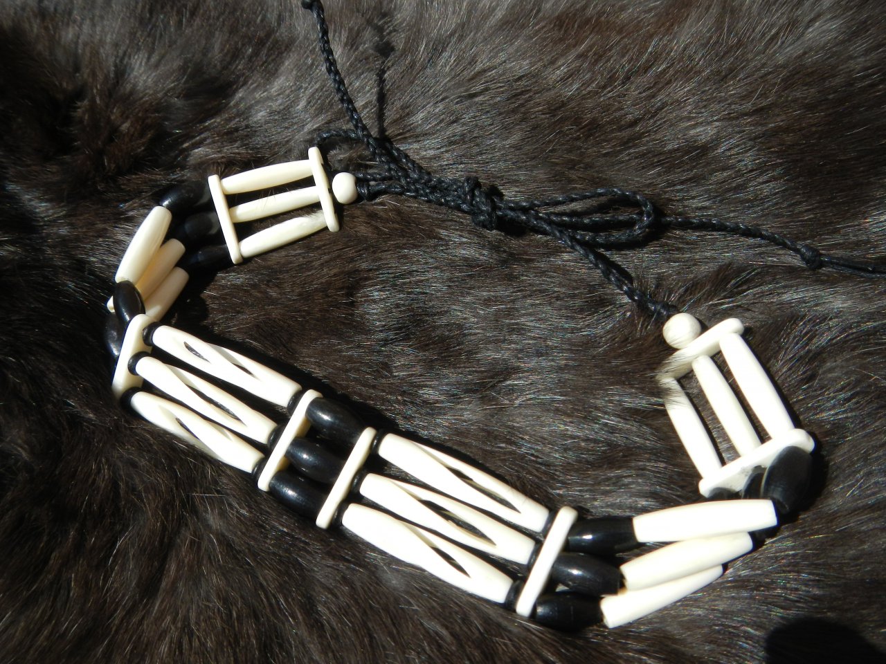 Hairpipe choker on sale